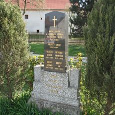 Památník obětem 1. sv. války ve Vícenicích