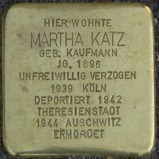 Stolperstein en memoria de Martha Katz