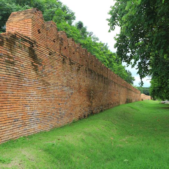 Old City Wall, Nan