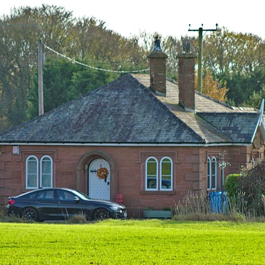 North East Lodge to Halsnead Park