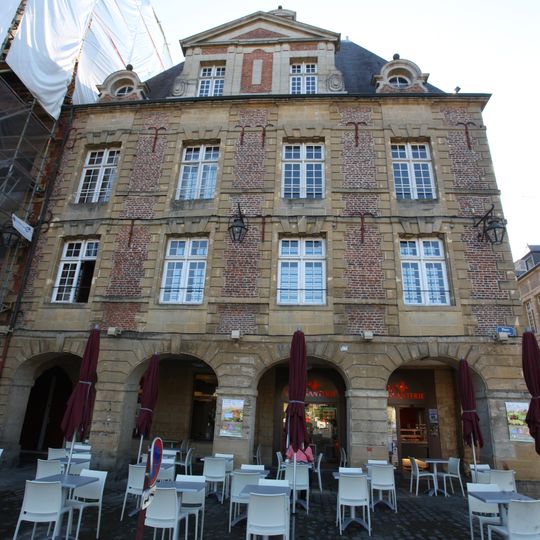 Immeuble, 56 place Ducale