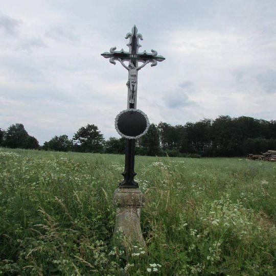 Kříž na severním okraji Vratišova