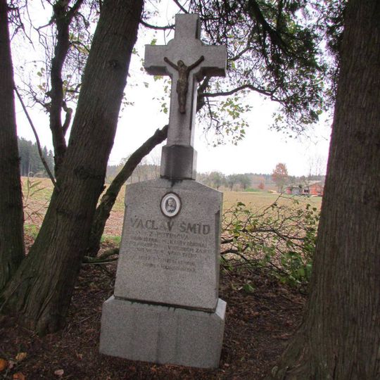 Kříž na okraji Putimova ve směru na Pelhřimov