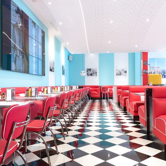 Holly's Diner