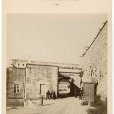 Porte de l'arrière-garde