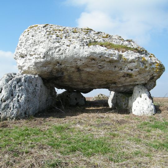 Dolmen de Coulmiers