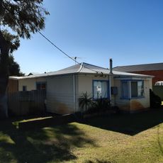 Residence 274 Safety Bay Road, Safety Bay