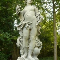 Huis te Manpad sandstone sculptures