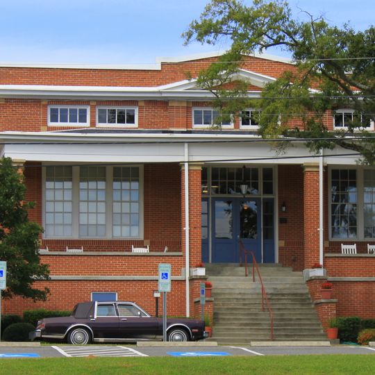 Dallas Graded and High School