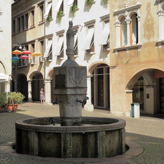 Fontana di San Lucano