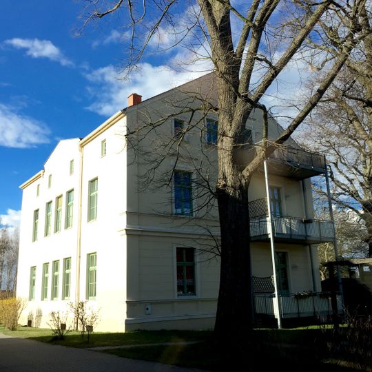 Wohnhaus und Stallgewölbe Walther-Rathenau-Straße 63i, 63k, 65