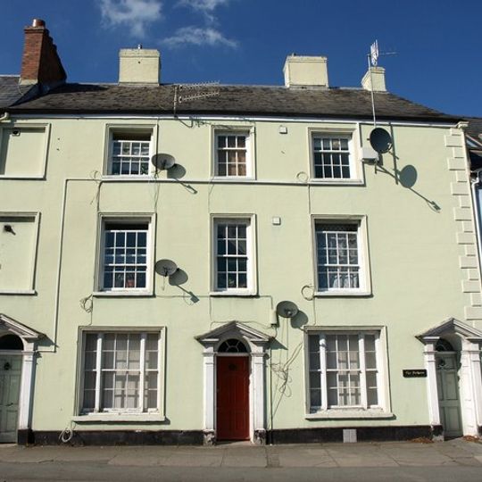 14,15 & 16 Bridge Street, Brecon
