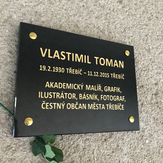 Pamětní deska Vlastimila Tomana v Třebíči