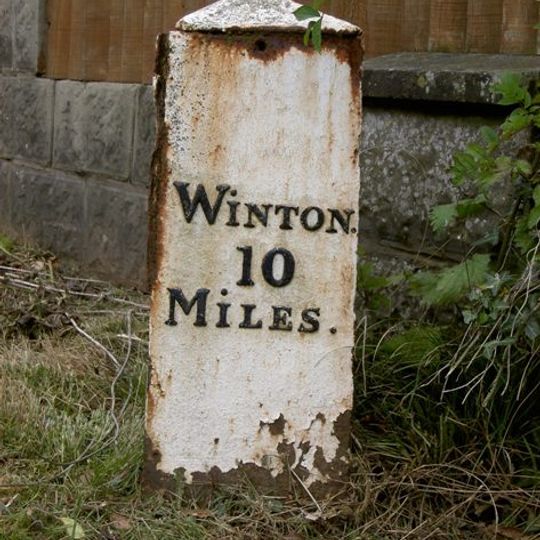 Milepost, Long Common; opp. entrance to Longlands Farm, Botley