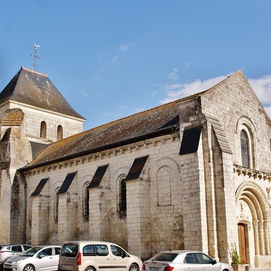 Église Saint-Pierre de Parçay-sur-Vienne