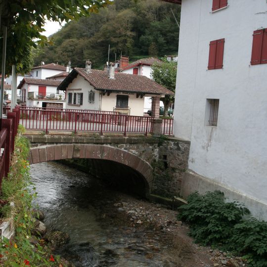 Puente Internacional de Arnegui