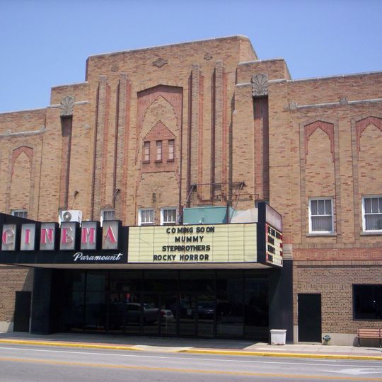 Paramount Cinema