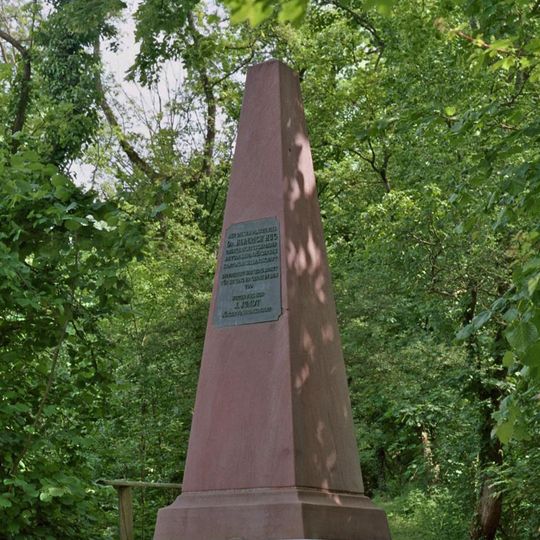 Hülften monument