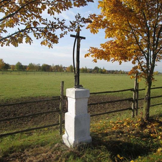 Kříž severně od Srbic