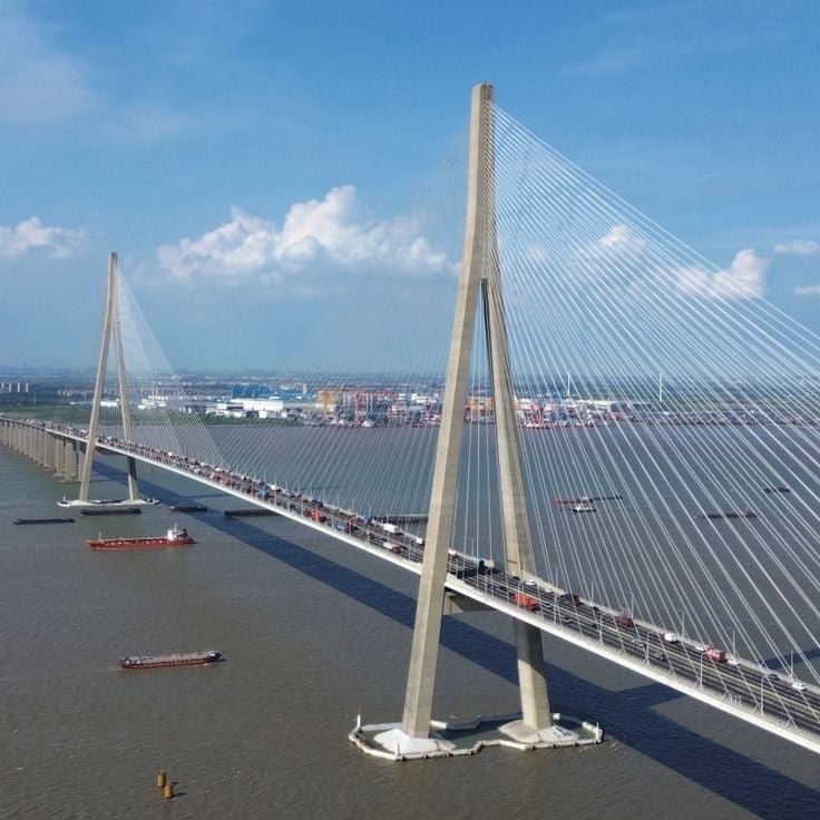 Sutong Yangtze River Bridge