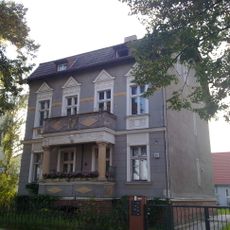Wohnhaus mit Einfriedung Oberfeldstraße 28