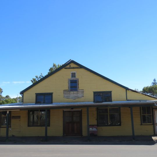 Darnell's General Store
