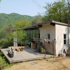 Eunhangariyuwonji