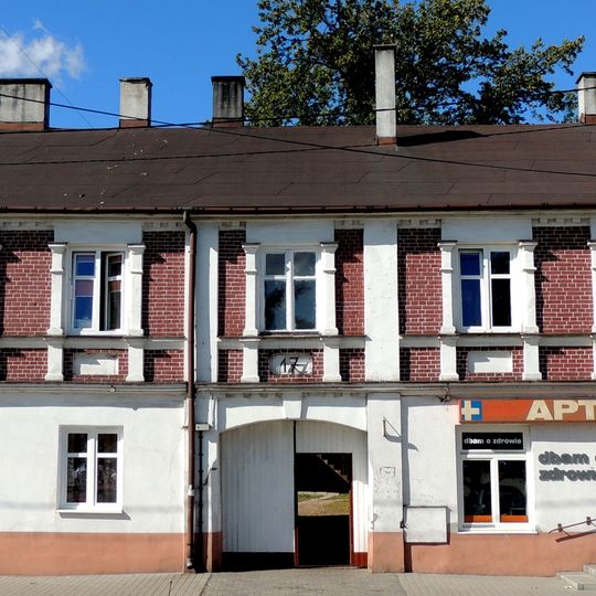 Pl. Jana Pawła II 17