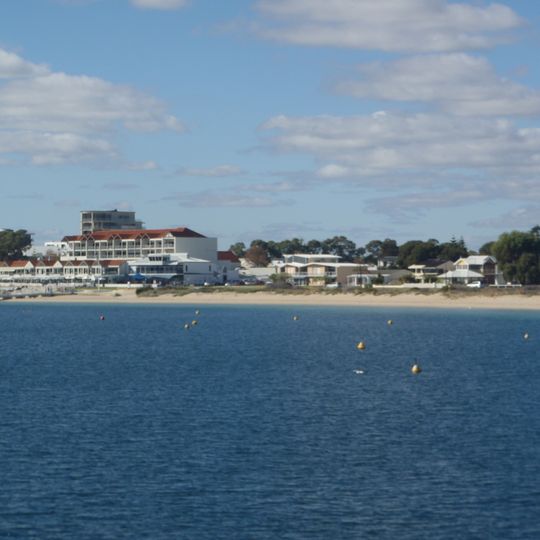 Rockingham Beach
