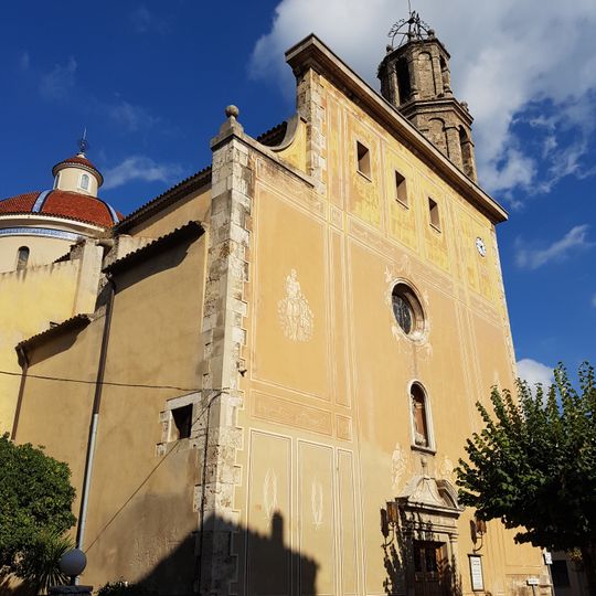Plaça Mossèn Cinto Verdaguer