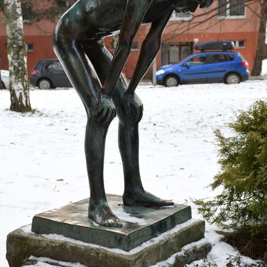 Děvčátko u tůňky