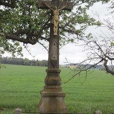 Kříž jižně od Lovčovic