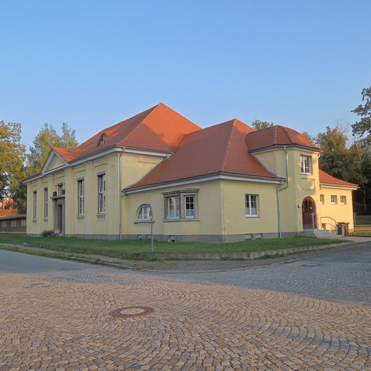 Ludwig-Jahn-Straße 2