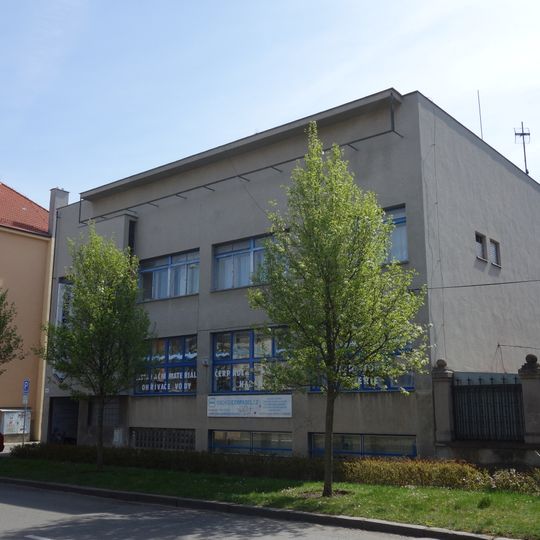 Obytný dům Eveliny Fleischerové s výrobními prostory