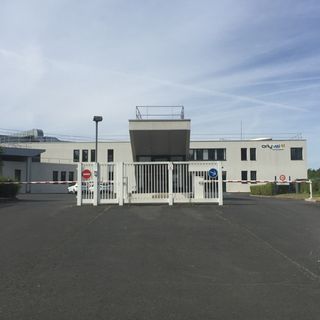 Orlyval maintenance building