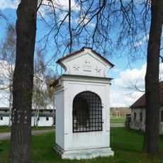 Výklenková kaplička