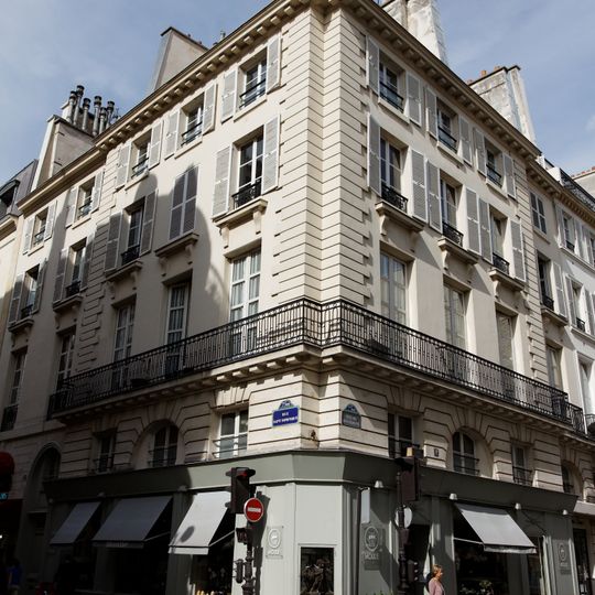 8 rue de Bourgogne - 22 rue Saint-Dominique, Paris