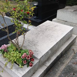 Grave of Marie Laurencin