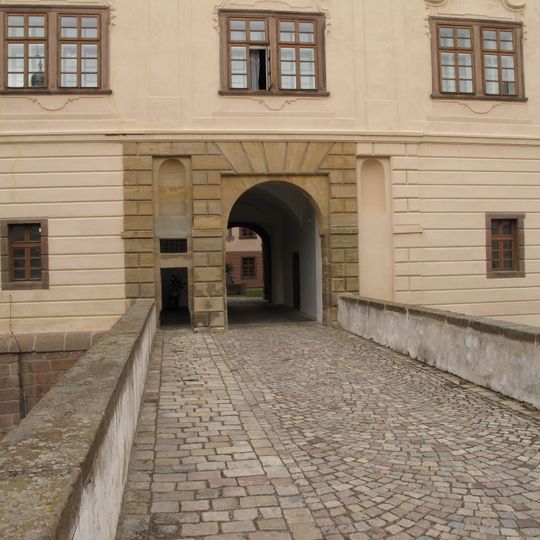 Second bridge of the Kostelec nad Černými lesy Castle