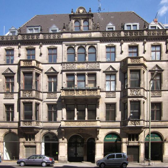 Wohn- und Geschäftshaus Friedrichstraße 17