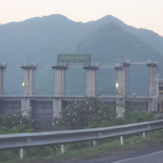 Barrage de Tha Thung Na