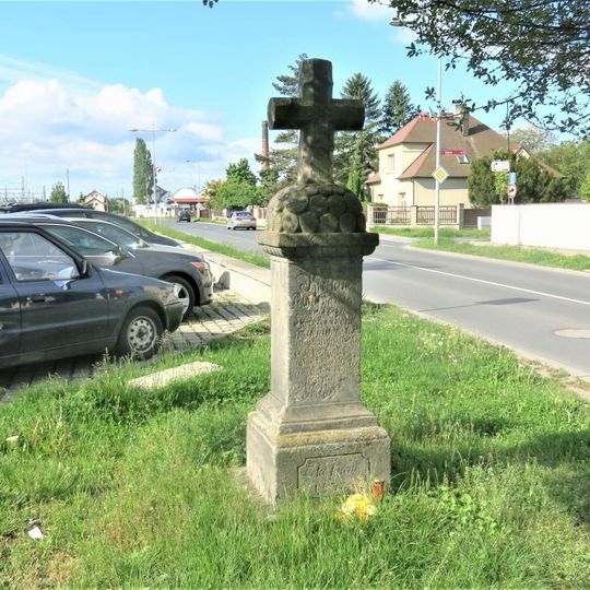 Kříž u nádraží v Čelákovicích