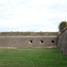 Protiturecká pevnosť, múr hradbový