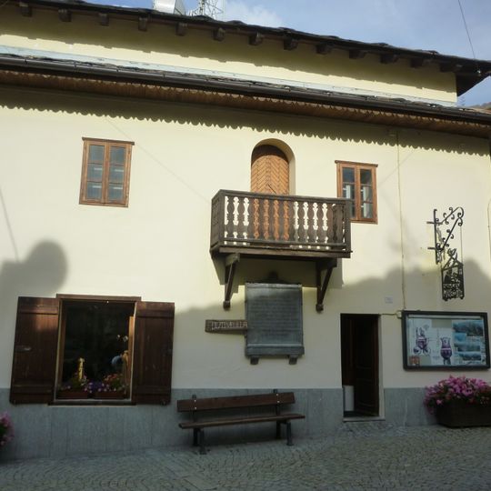 Mostra permanente del pizzo al tombolo "I Merletti di Cogne"