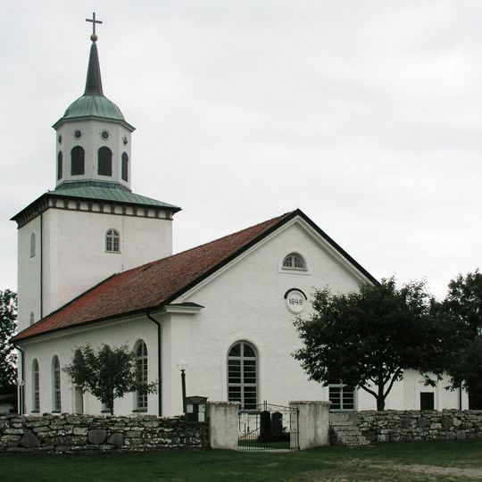 Bredsättra Church