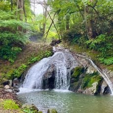Ominefudo Falls