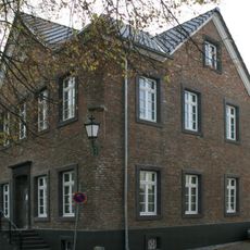 Historic site, tourist attraction