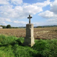 Kříž západně od Lhotky u Radnic