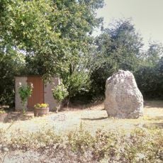 Menhir de la Pierre Levée