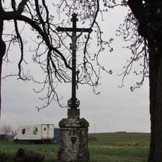 Kříž na severním okraji Putimova u zemědělského družstva